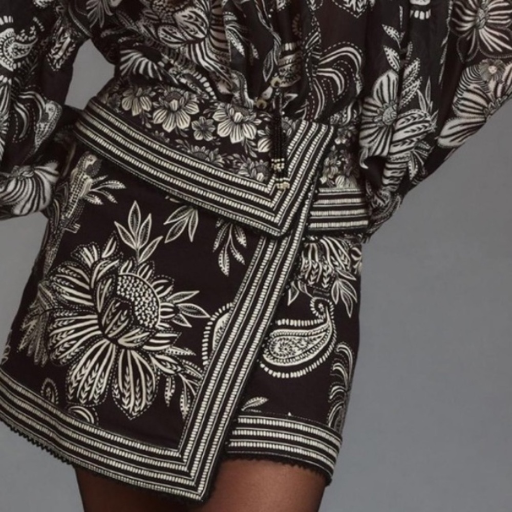 NEW ! FARM RIO PASLEY BLOOM SKIRT SIZE 24 
🚨NO DISCOUNT - Picture 9 of 16